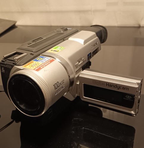 Sony digital handycam - digital,