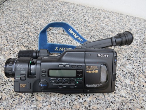 Sony handycam ccd v600e pal - sony,