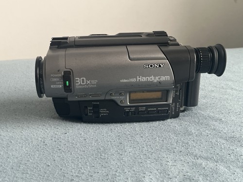 Sony ccd tr820e camcorder - ccd-tr820e,