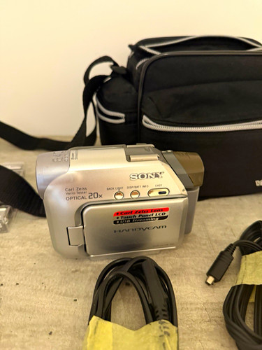 Sony handycam minidv camcorder - handycam,
